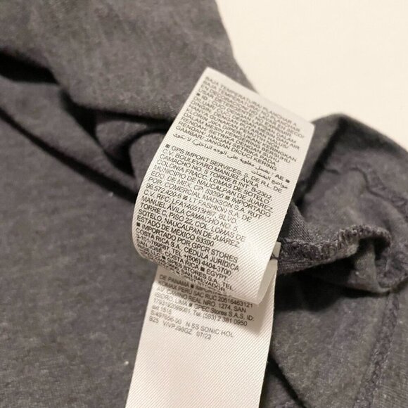 Sonic The Hedgehog Sega Shirt Kids Size Large Tshirt Christmas Hat - Picture 10 of 16